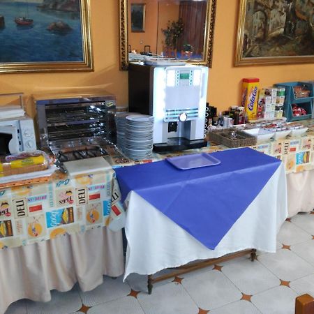 Hotel Vaqueros Langreo Bagian luar foto