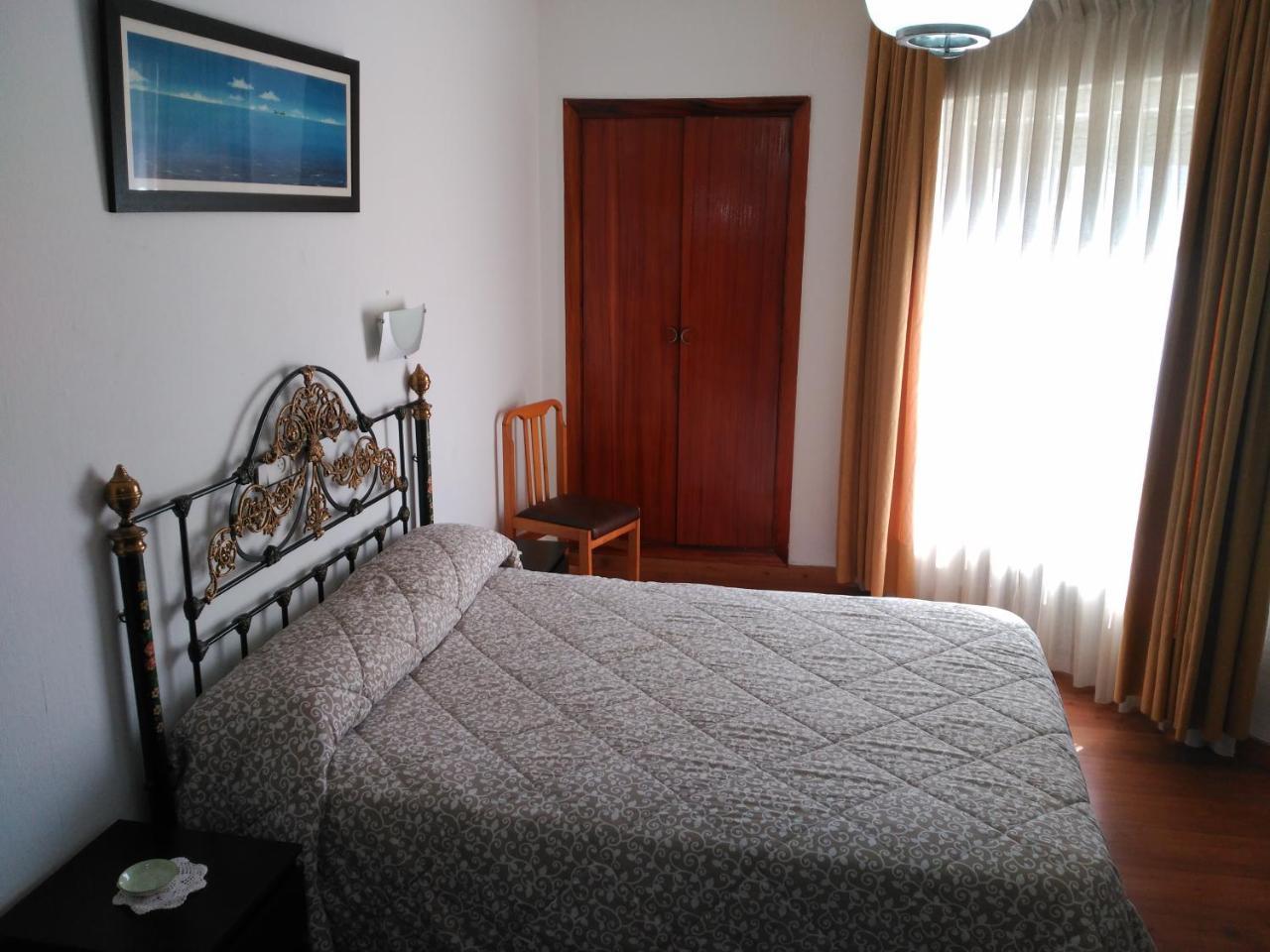 Hotel Vaqueros Langreo Bagian luar foto