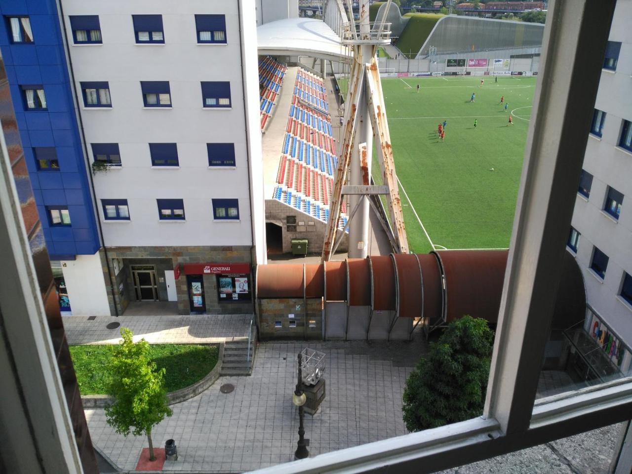 Hotel Vaqueros Langreo Bagian luar foto